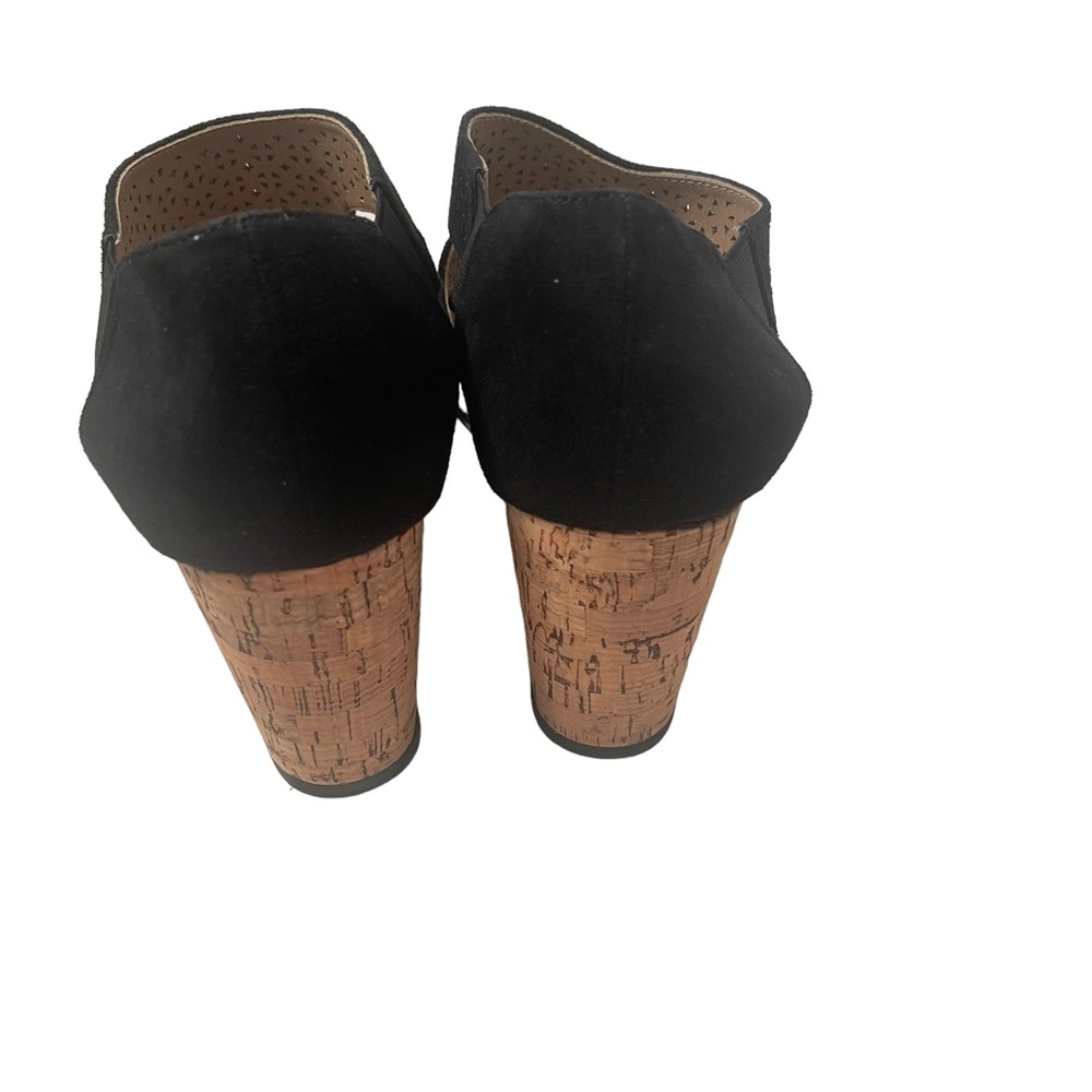 Life Stride Soft System Flex Open Toed Cutwork We… - image 5